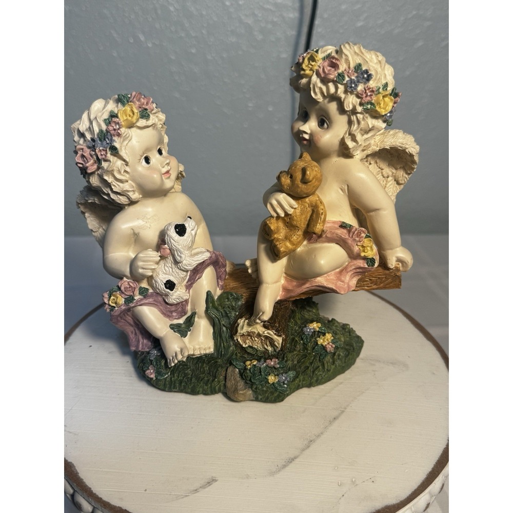 Angels Cherubs Resin Musical Wind Up Figurine "Whistle While You Work" Song